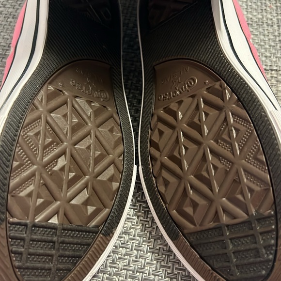 Converse Kids- Chuck Taylor® All Star® Core Ox (Little Kid)- PINK- Brand New! - Picture 3 of 4